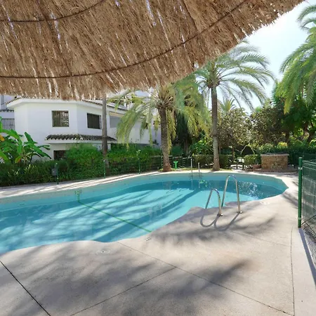 2039 Cozy Beachfront On Golden Apartment Marbella