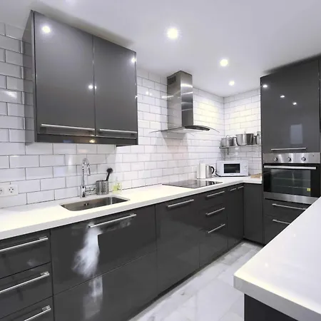 2039 Cozy Beachfront On Golden