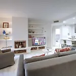 2039 Cozy Beachfront On Golden Apartmán Marbella