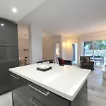 2039 Cozy Beachfront On Golden Marbella