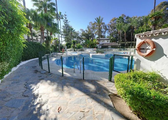 2039 Cozy Beachfront On Golden * Marbella