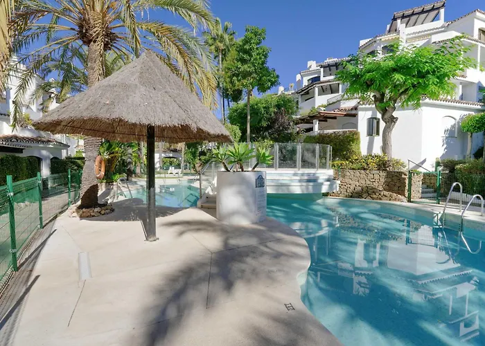 2039 Cozy Beachfront On Golden